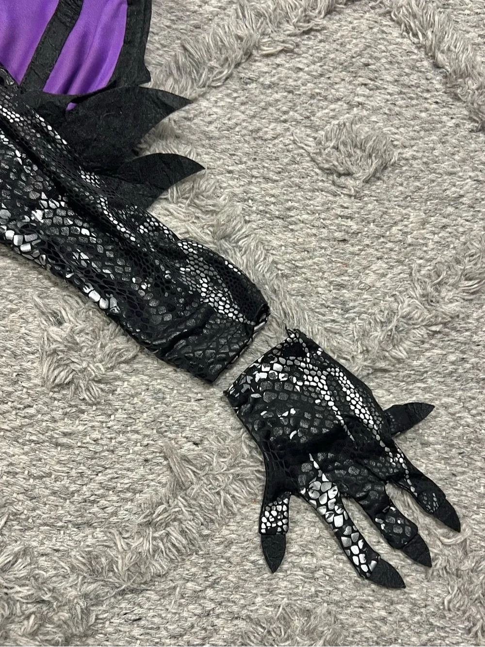 Spooktacular Creations Purple Dragon Costume Kids Size SM 5-7YRS Complete 5-PC